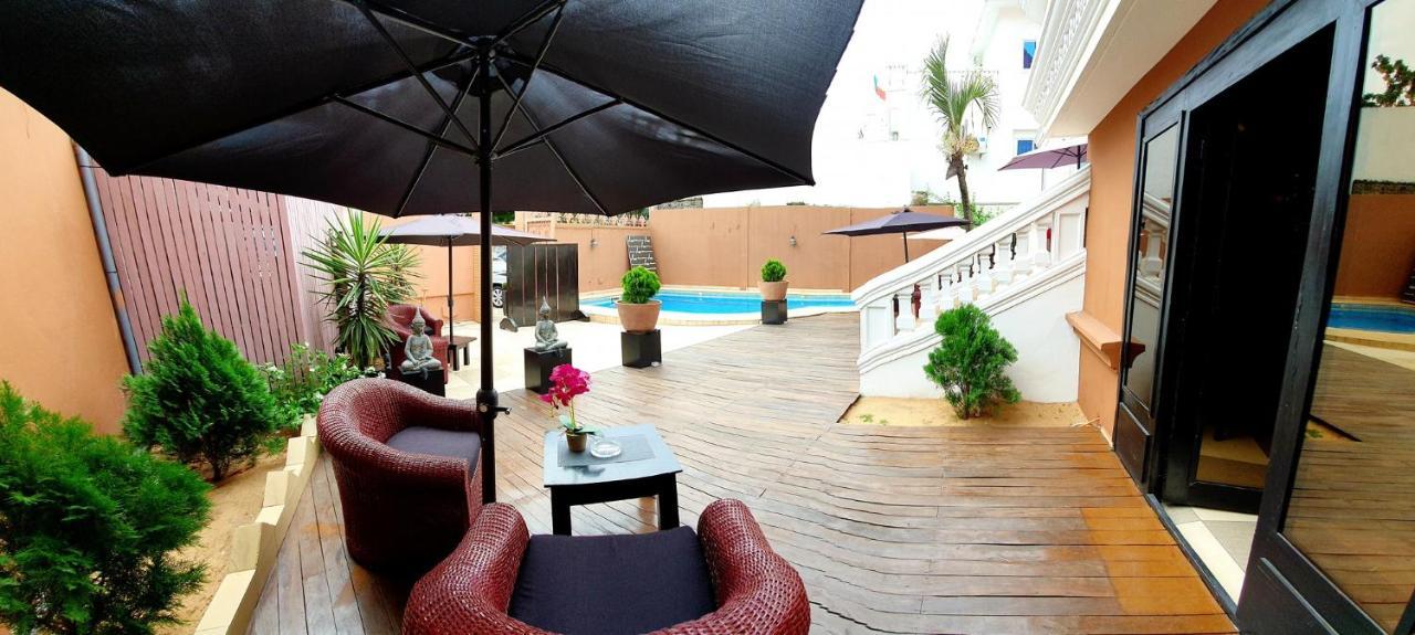 L'Address Hotel Cotonou Eksteriør billede