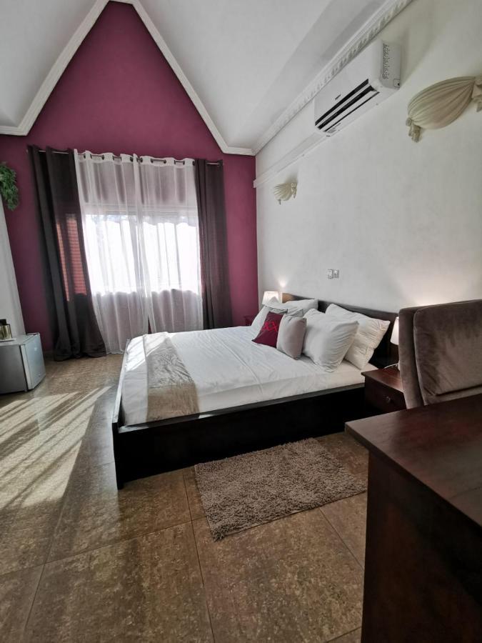 L'Address Hotel Cotonou Eksteriør billede