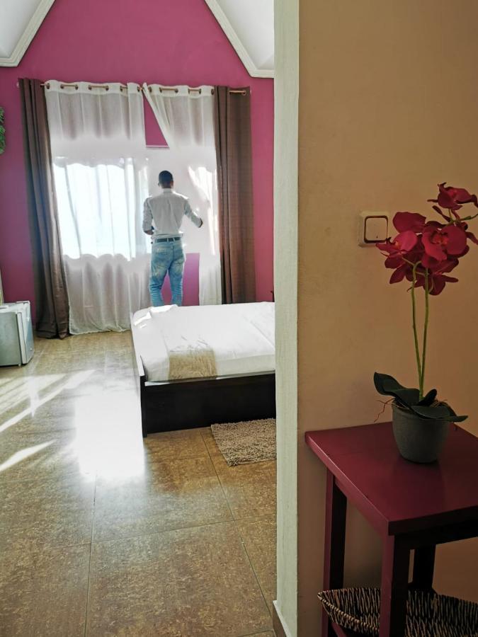 L'Address Hotel Cotonou Eksteriør billede