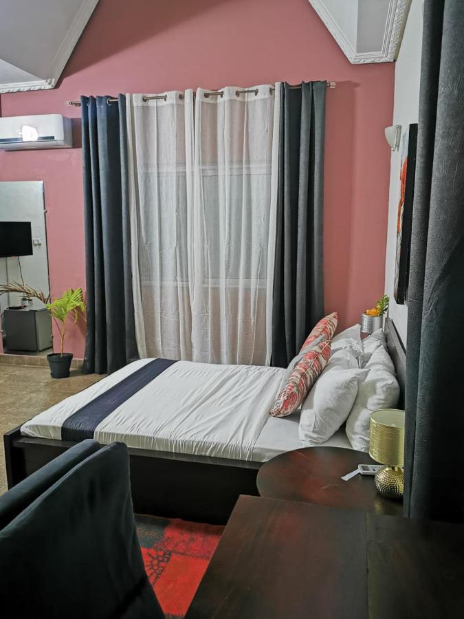 L'Address Hotel Cotonou Eksteriør billede